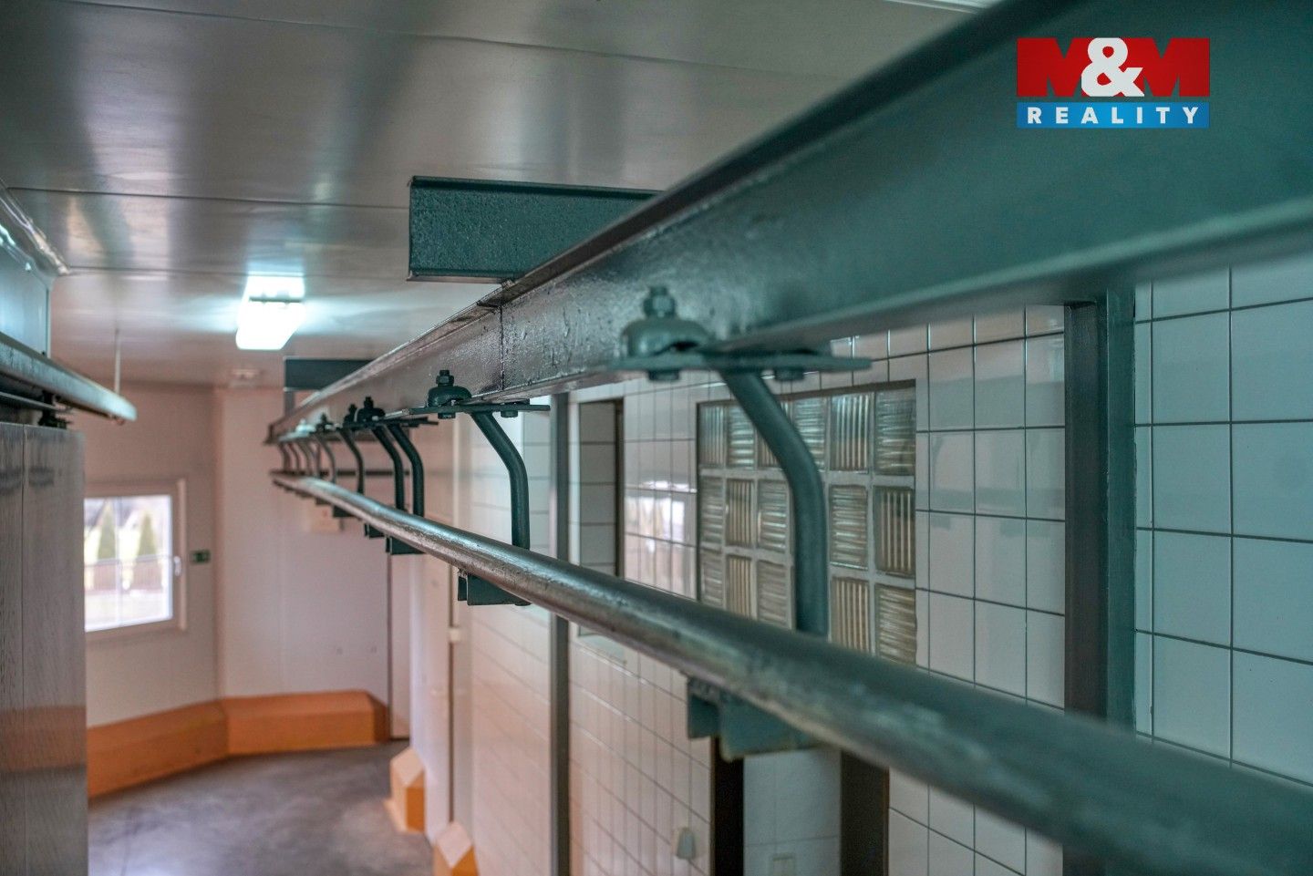 Prodej komerčního prostoru 377 m² - foto 14