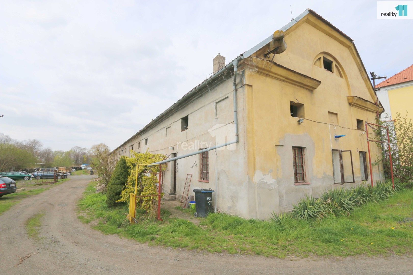 Pronájem komerčního prostoru 300 m² - foto 1