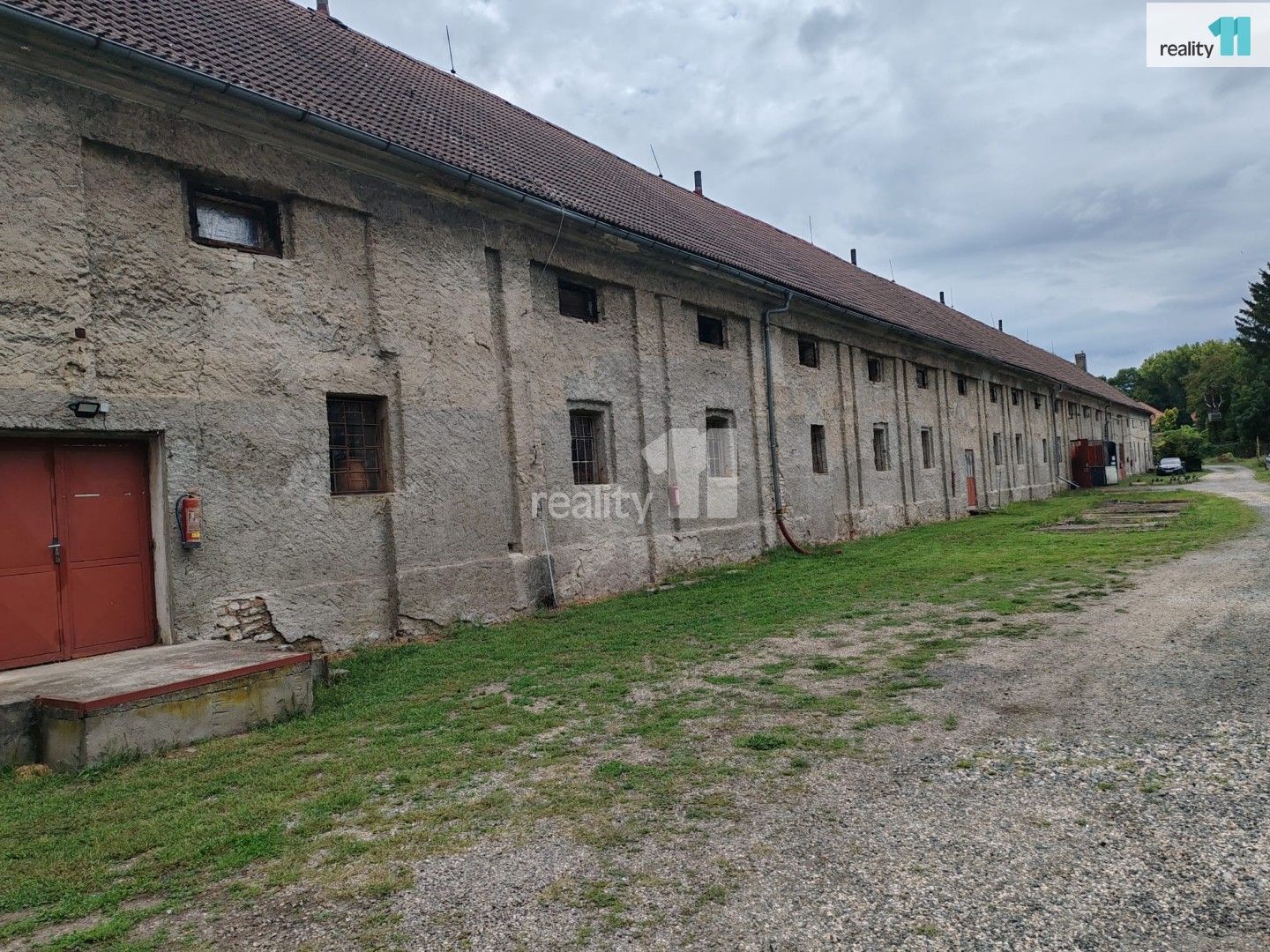 Pronájem komerčního prostoru 300 m² - foto 4