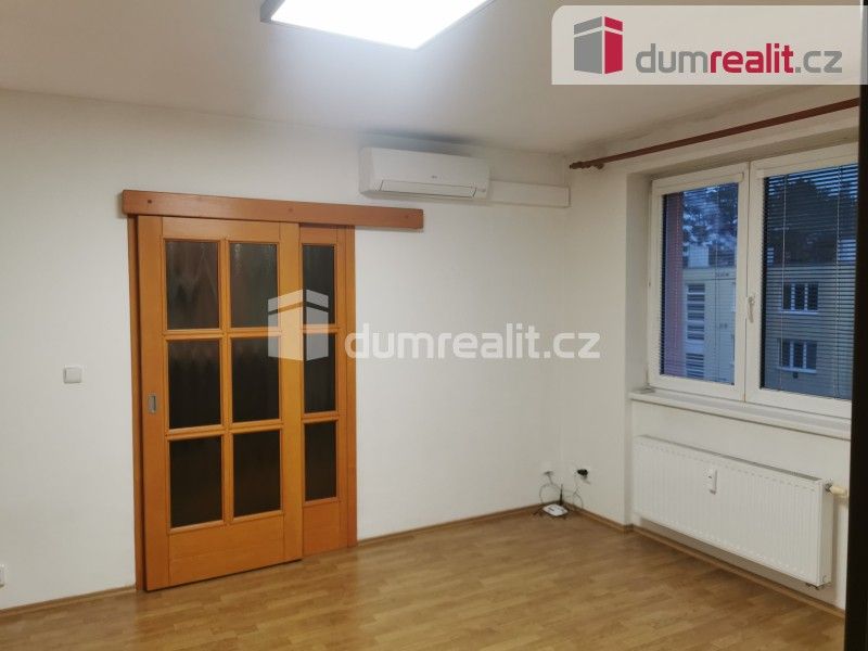 Pronájem bytu 2+1 62 m² - foto 5