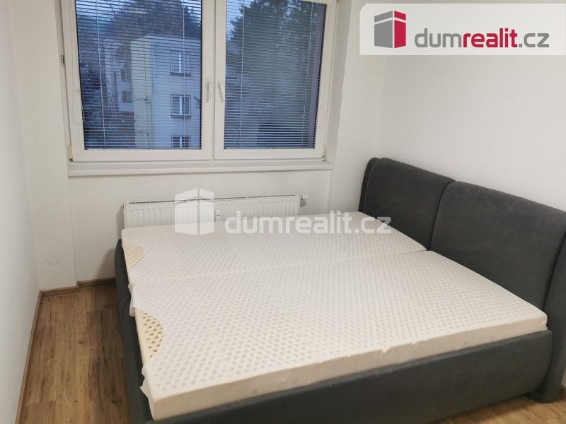 Pronájem bytu 2+1 62 m² - foto 3