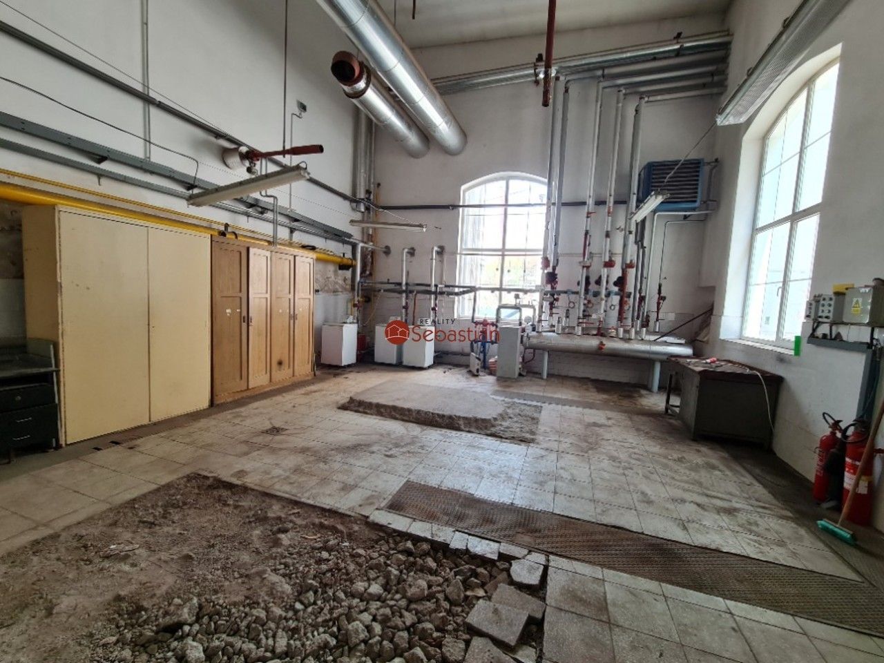 Pronájem nemovitosti 185 m² - foto 2