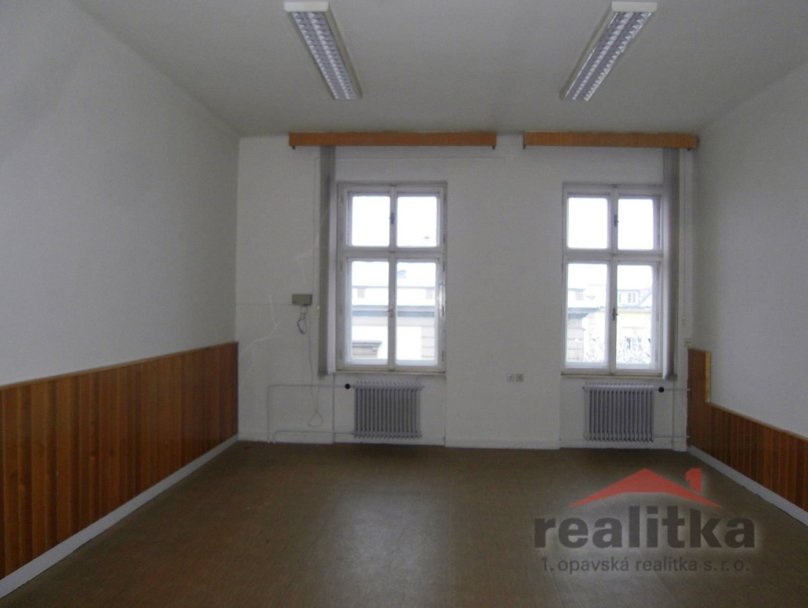 Pronájem komerčního prostoru 220 m² - foto 5