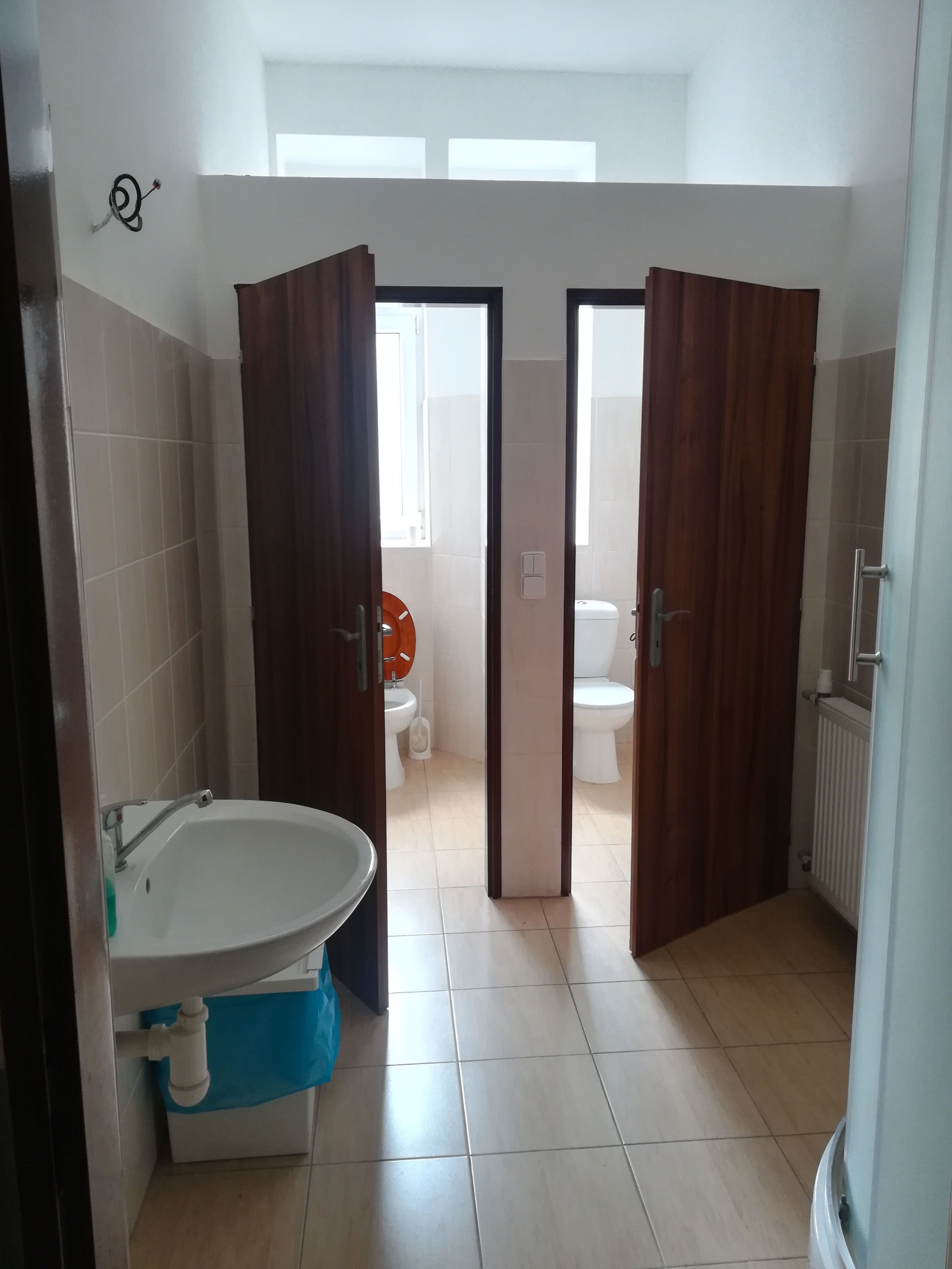 Pronájem komerčního prostoru 11.7 m² - foto 2