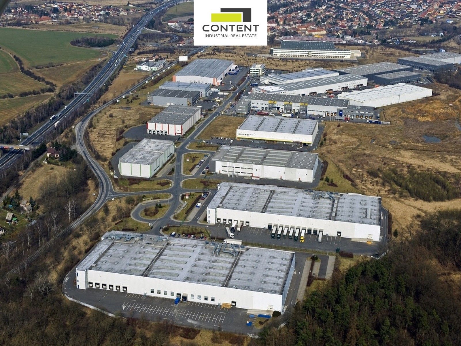 Pronájem komerčního prostoru 1880 m² - foto 9
