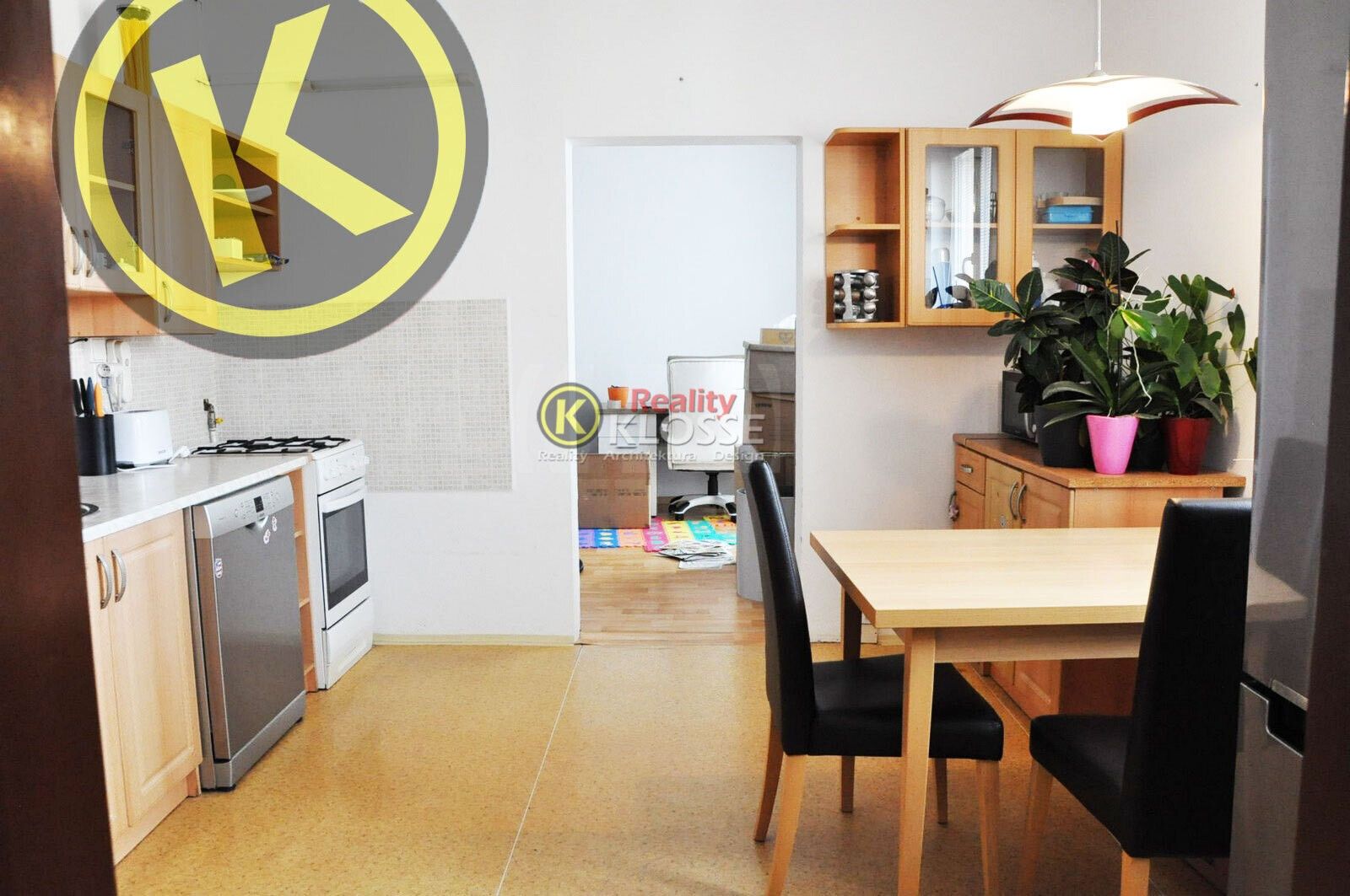 Pronájem bytu 3+1 81 m² - foto 9