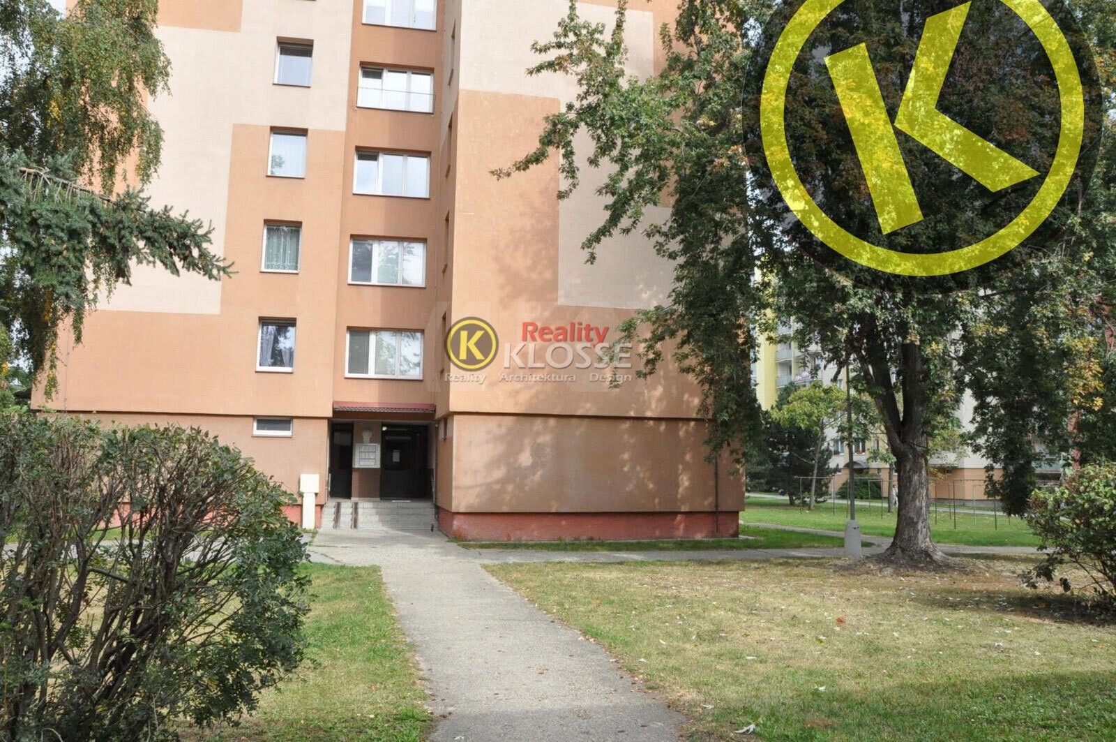 Pronájem bytu 3+1 81 m² - foto 28