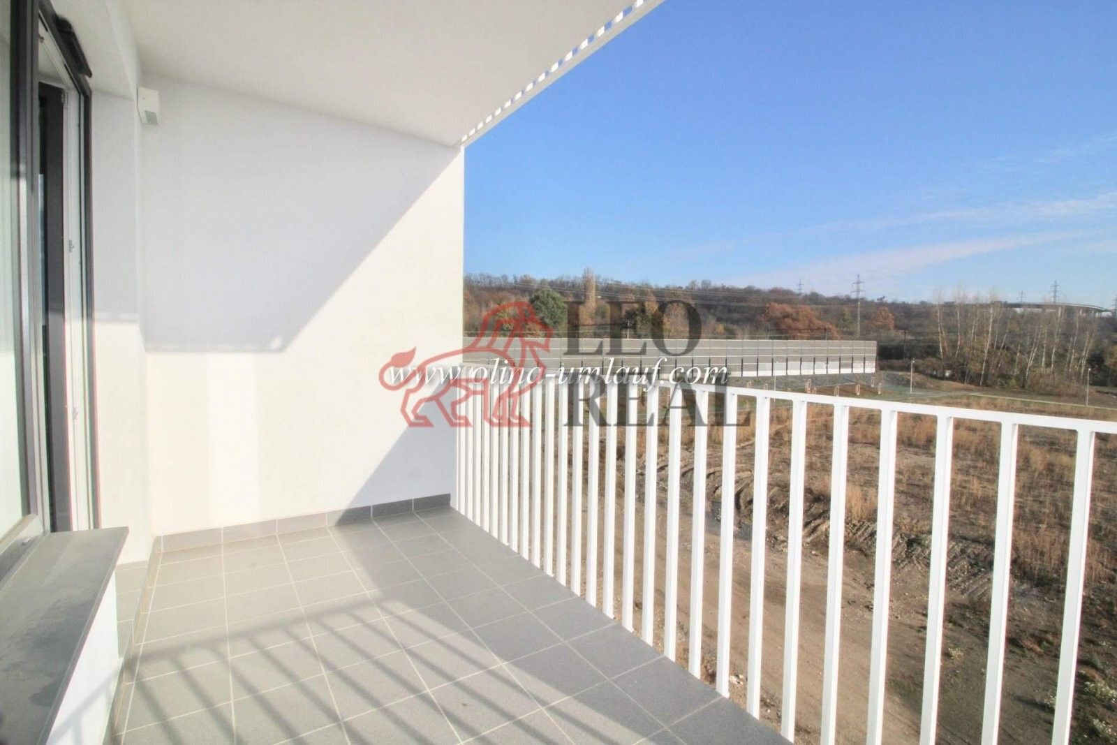 Pronájem bytu 2+kk 63 m² - foto 2