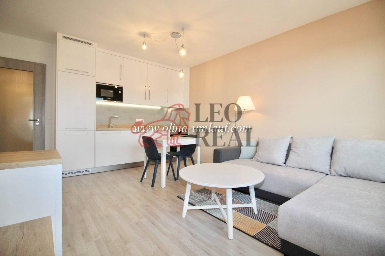 Pronájem bytu 2+kk 63 m² - foto 8