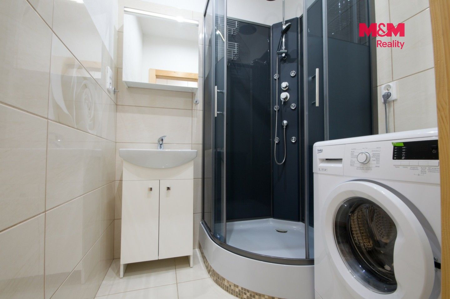 Pronájem bytu 2+kk 34 m² - foto 3