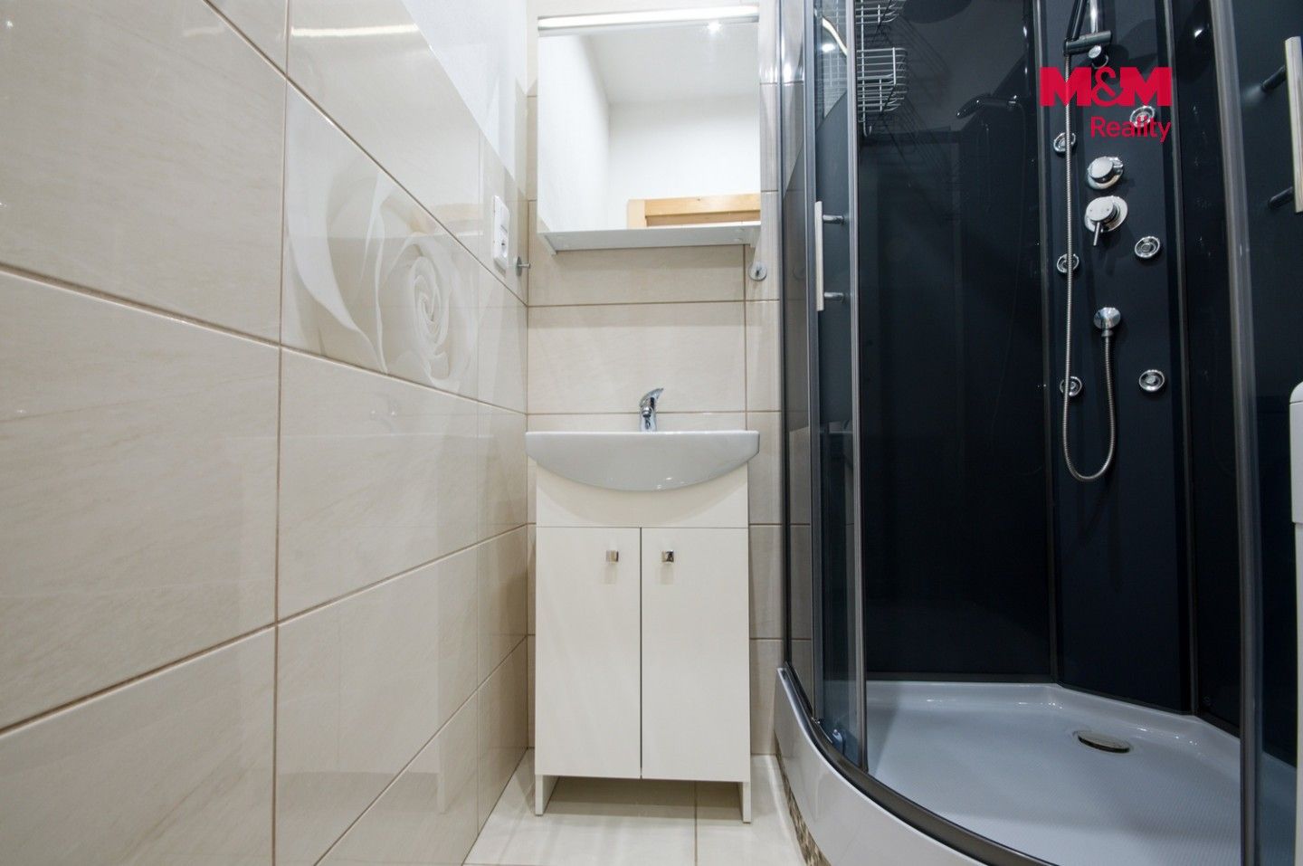 Pronájem bytu 2+kk 34 m² - foto 9