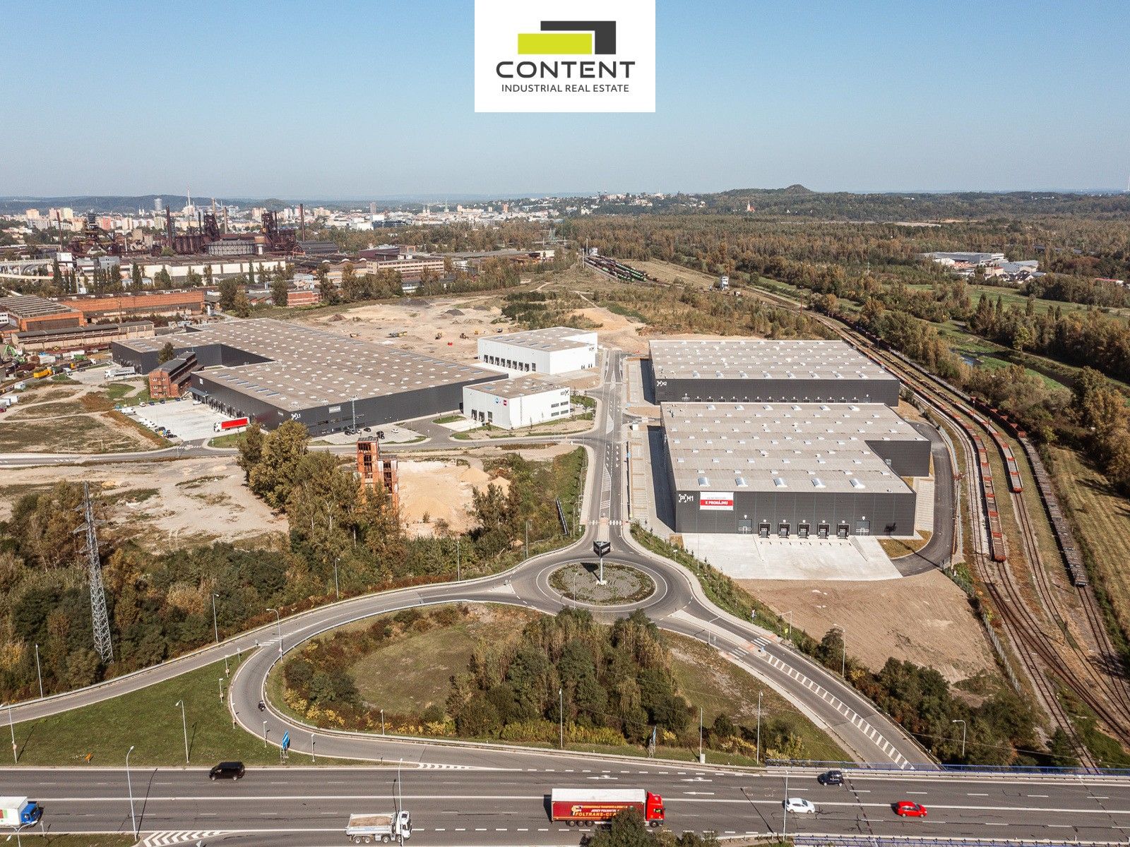 Pronájem komerčního prostoru 1315 m² - foto 18