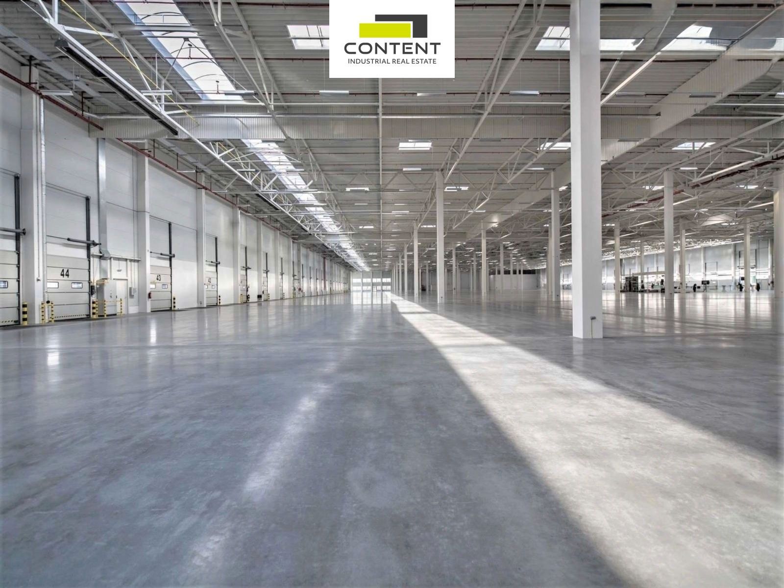 Pronájem komerčního prostoru 4733 m² - foto 4