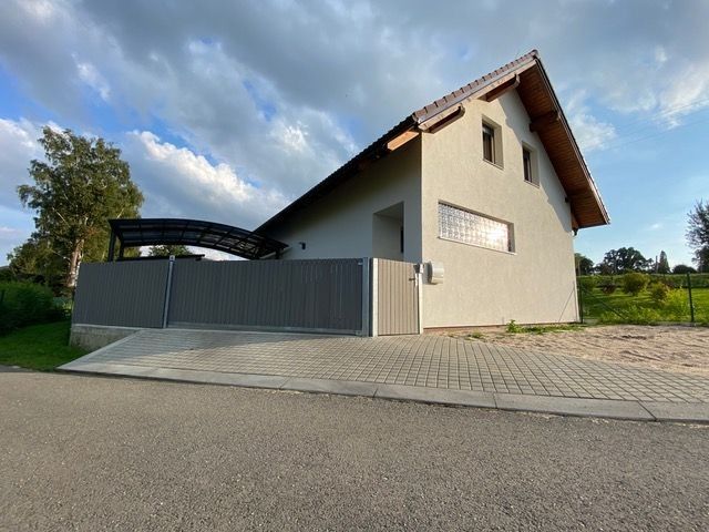Prodej domu 145 m² - foto 1