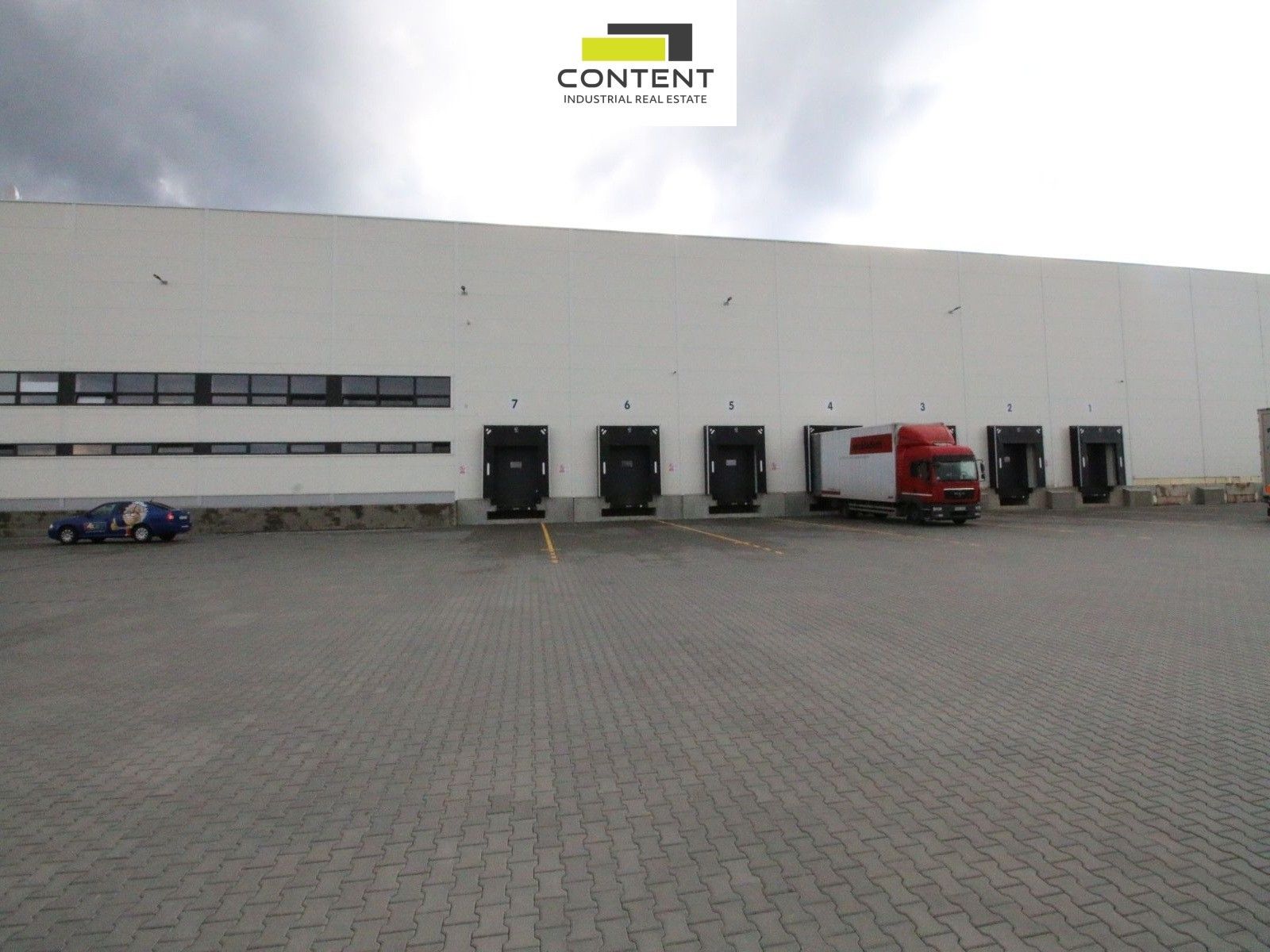 Pronájem komerčního prostoru 10000 m² - foto 4