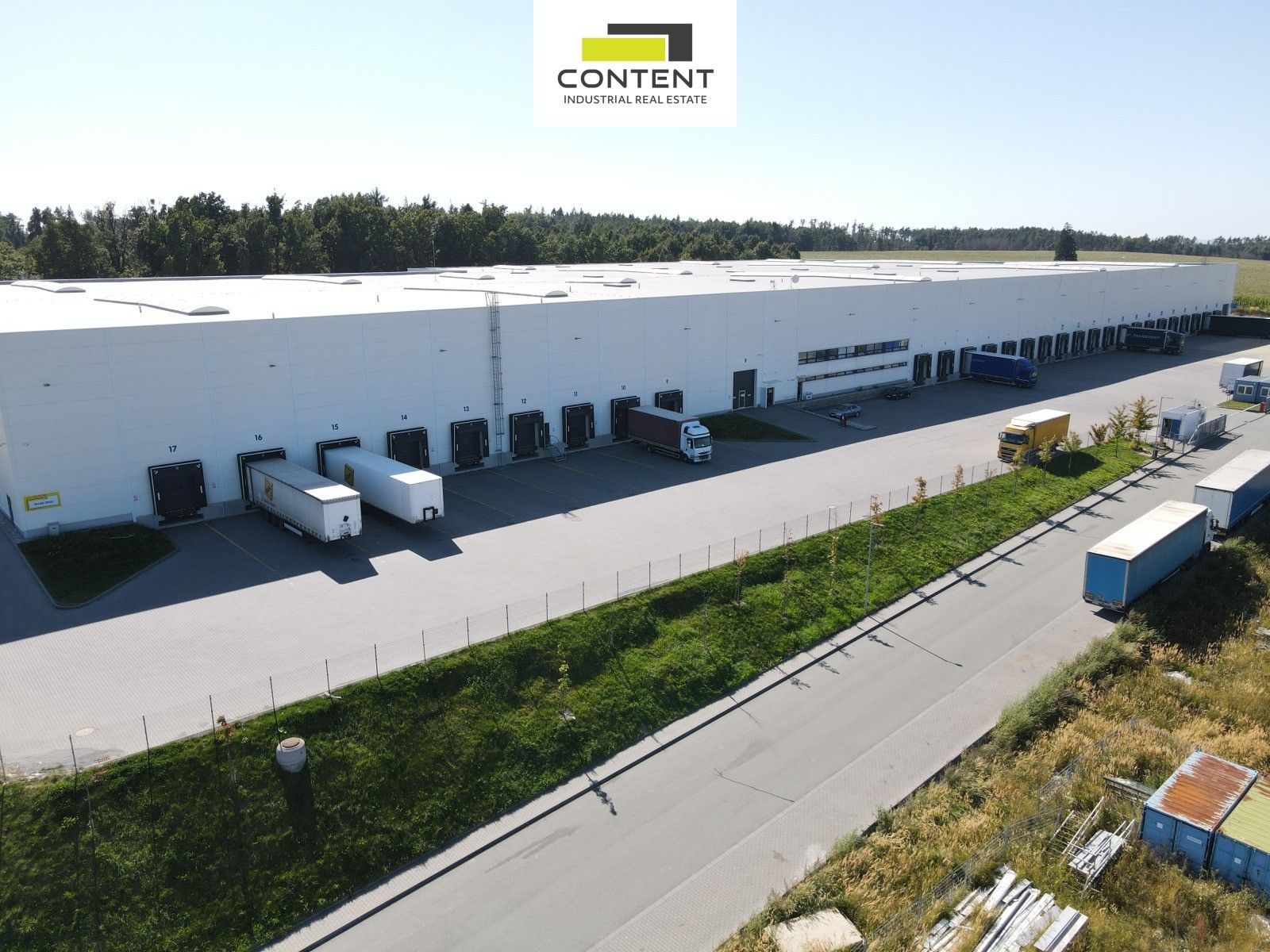 Pronájem komerčního prostoru 10000 m² - foto 6