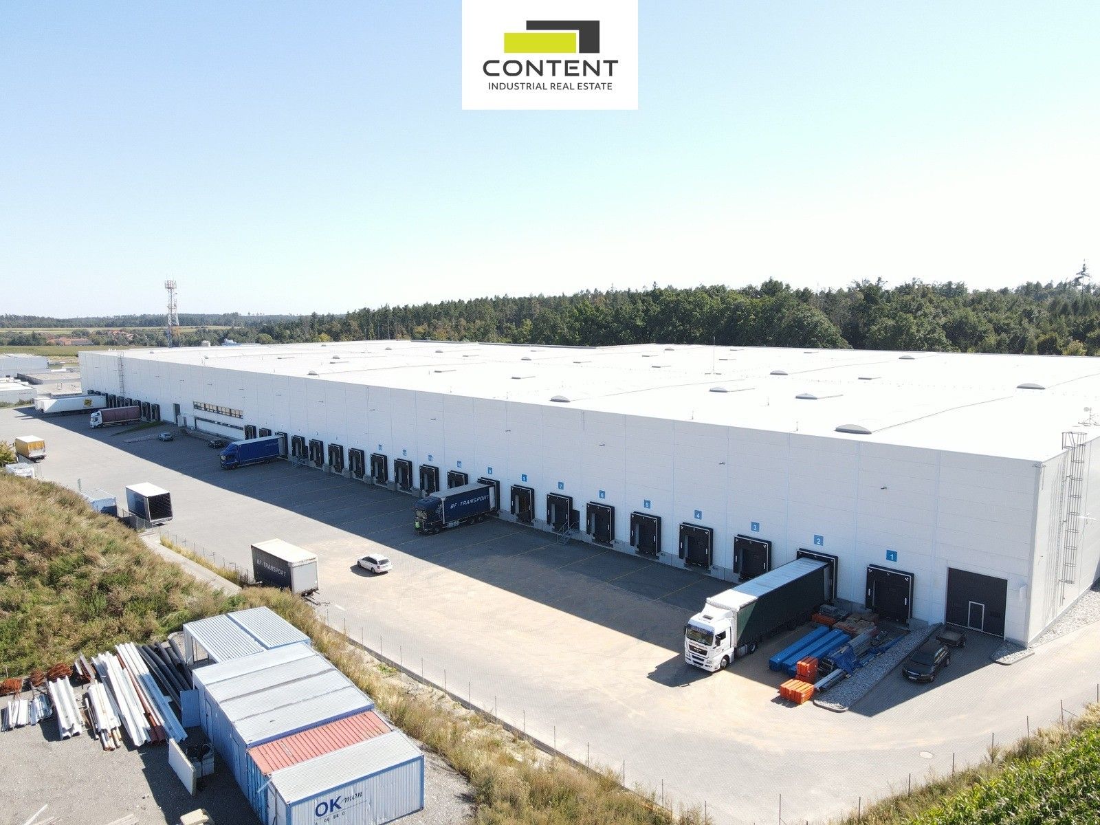Pronájem komerčního prostoru 10000 m² - foto 15