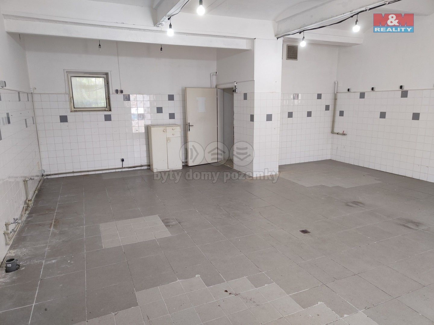 Pronájem komerčního prostoru 57 m² - foto 8