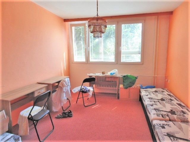 Pronájem bytu 3+1 75 m² - foto 2