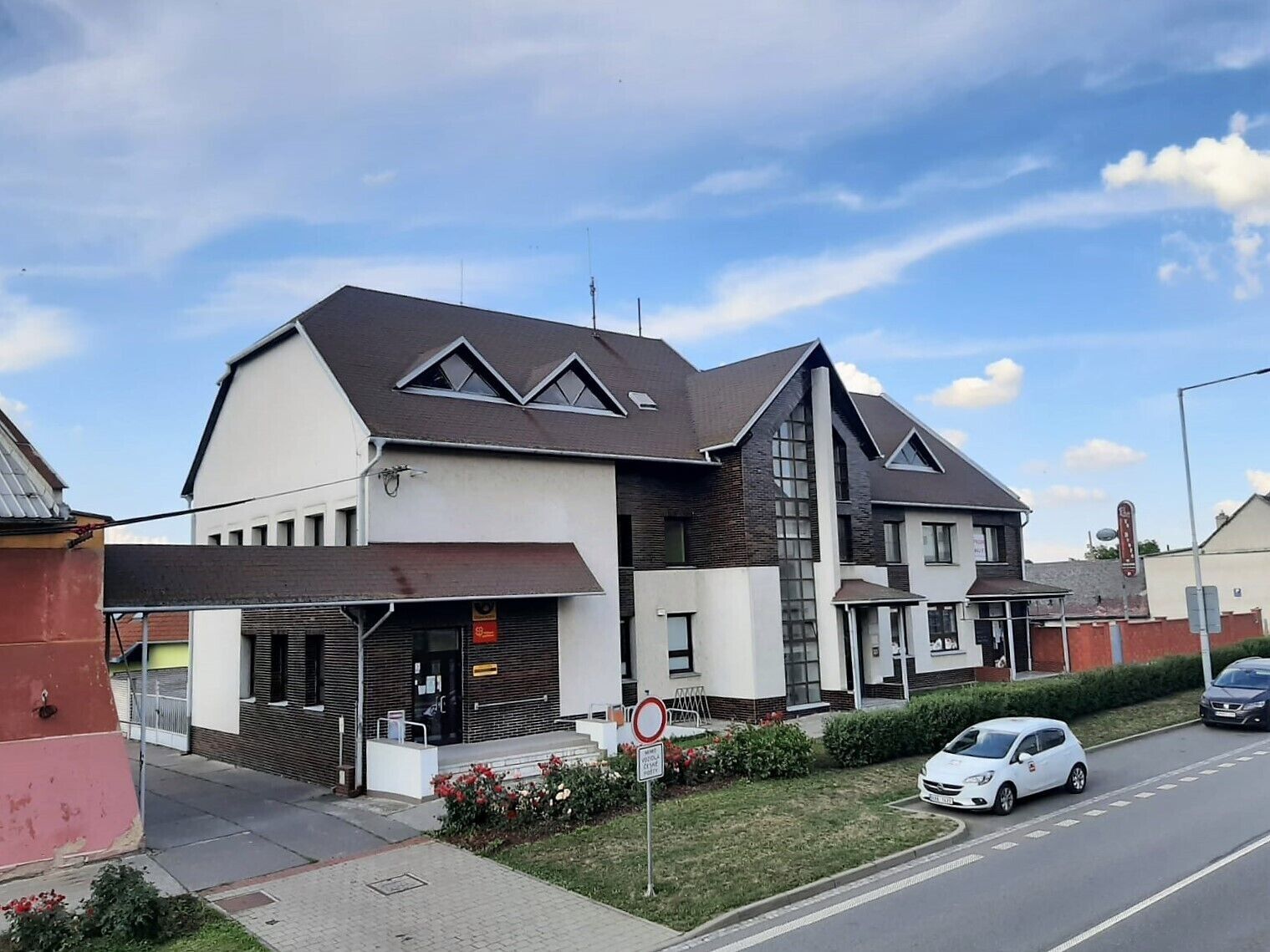 Prodej komerčního prostoru 364 m² - foto 2
