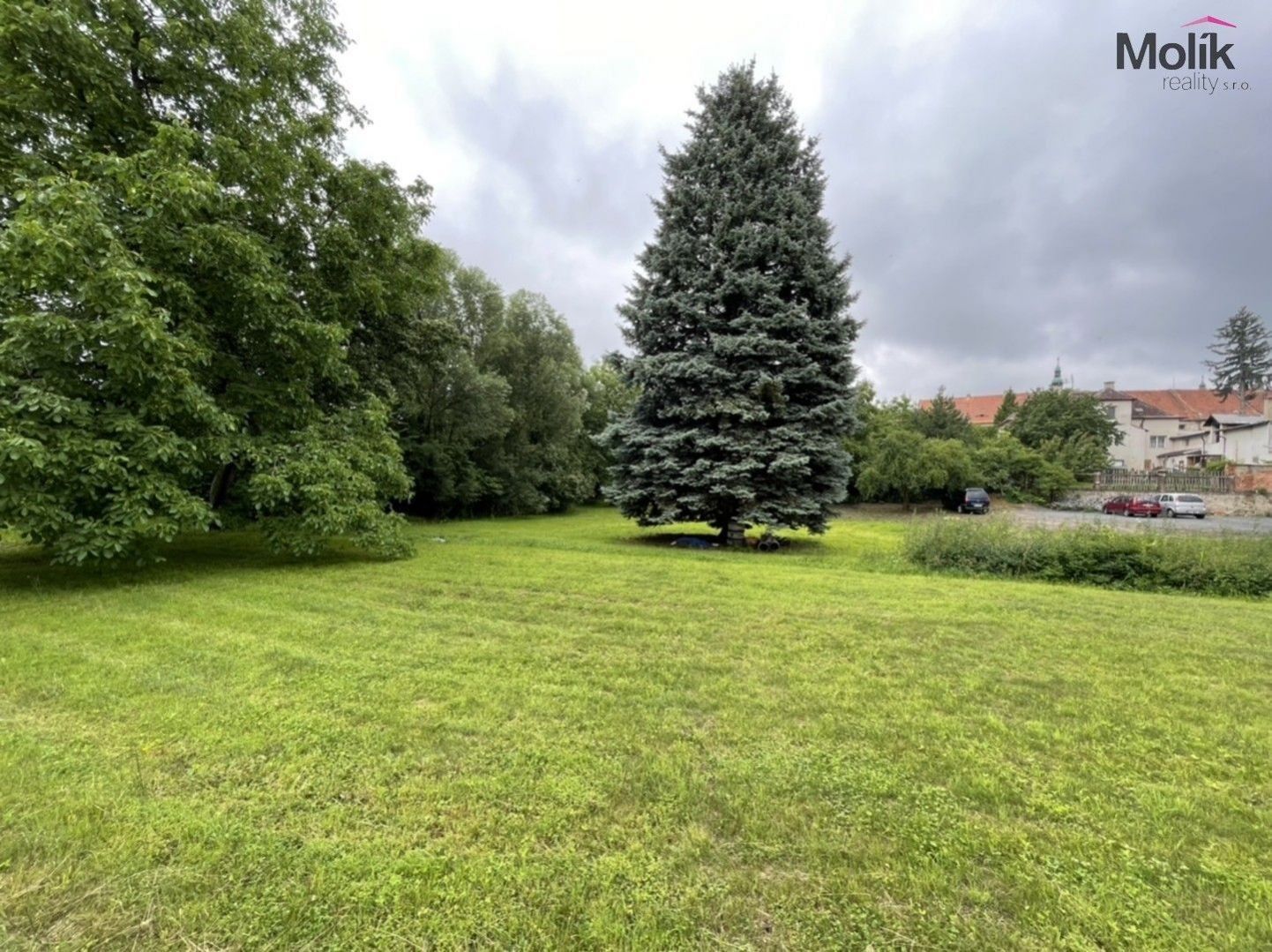 Prodej pozemku 1000 m² - foto 1