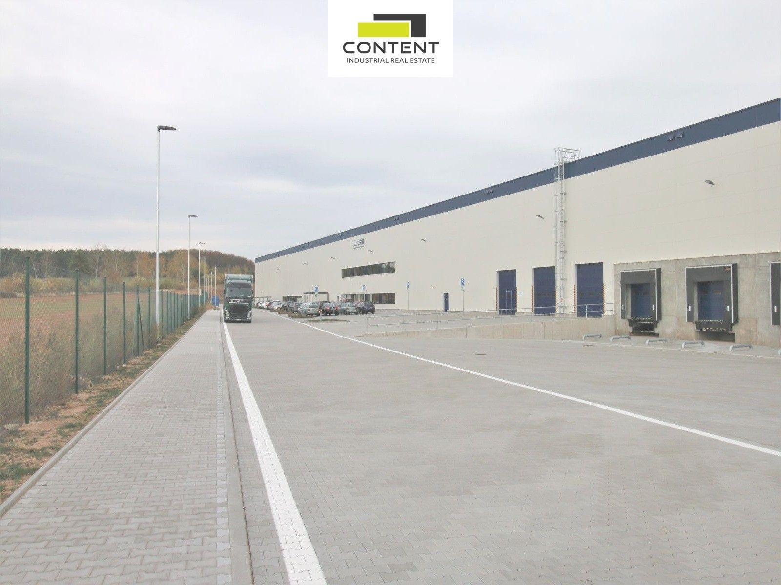 Pronájem komerčního prostoru 7000 m² - foto 4