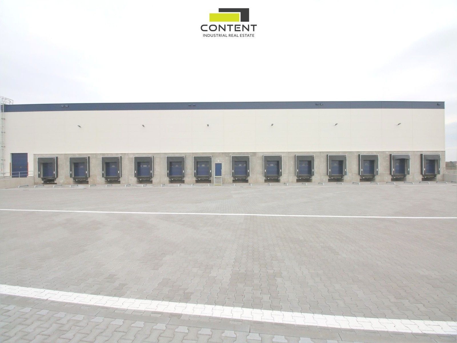 Pronájem komerčního prostoru 7000 m² - foto 8
