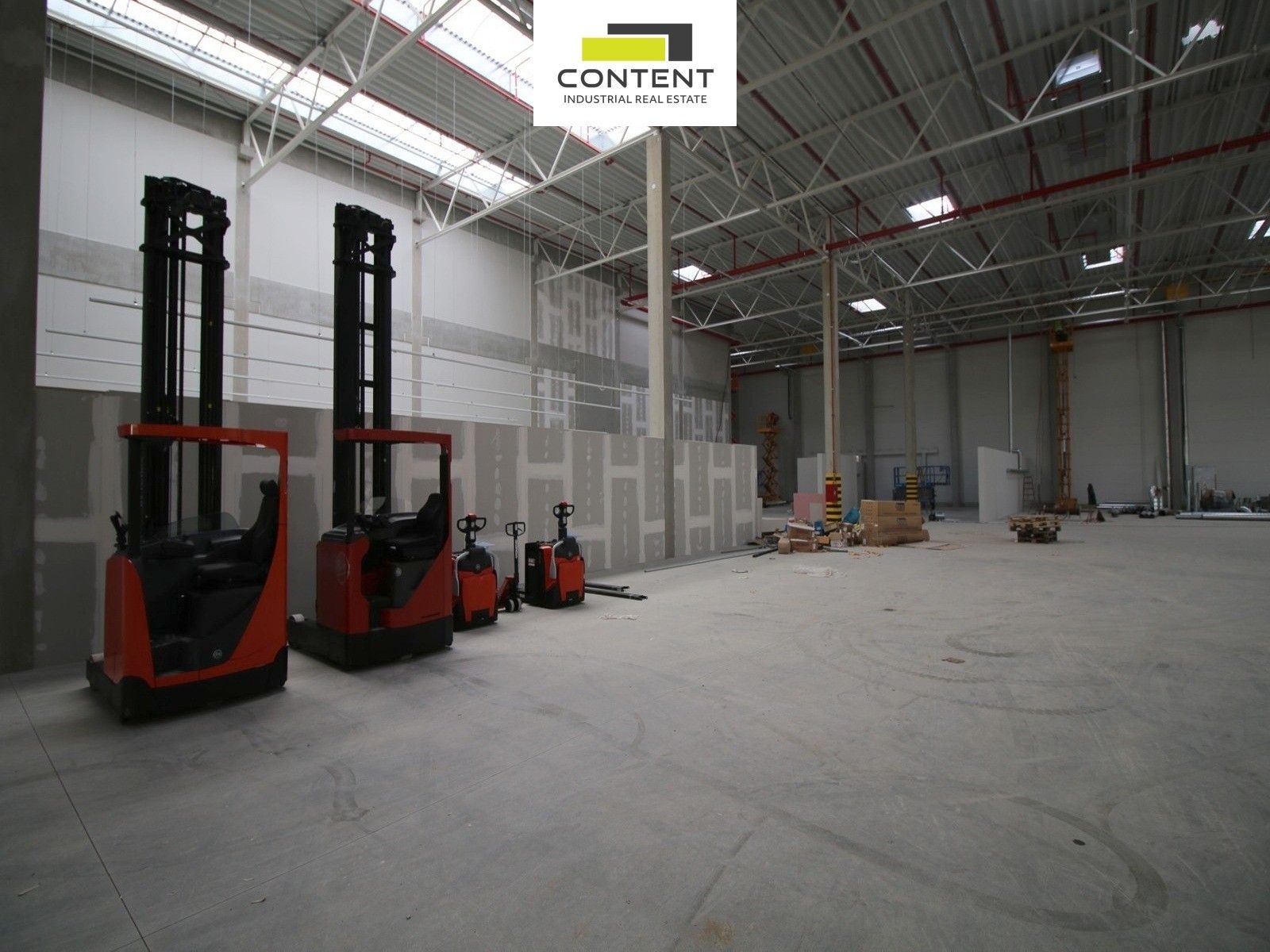 Pronájem komerčního prostoru 3000 m² - foto 13