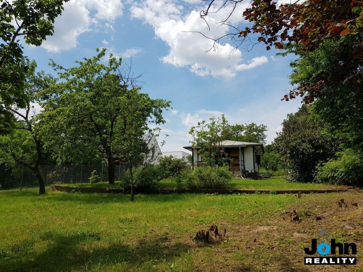 Prodej pozemku 884 m² - foto 5