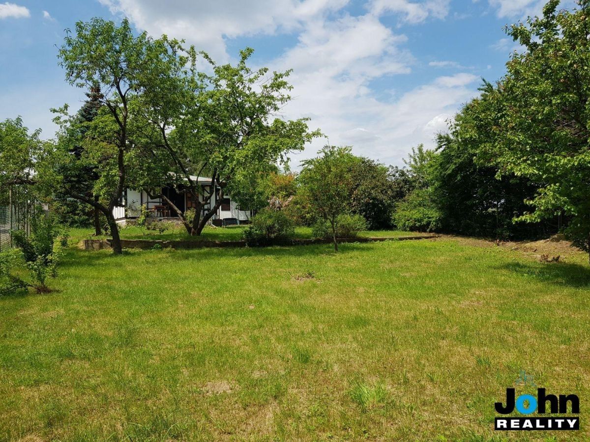 Prodej pozemku 884 m² - foto 6