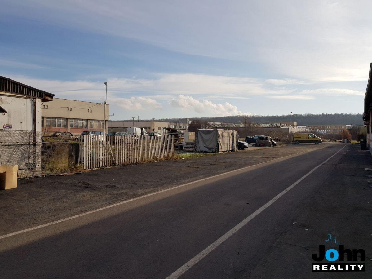 Pronájem komerčního prostoru 730 m² - foto 6