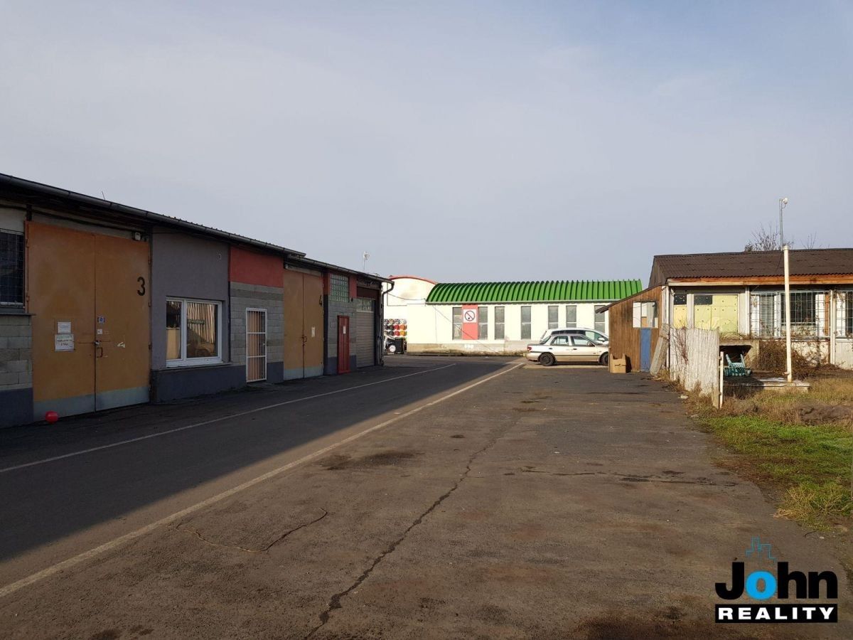 Pronájem komerčního prostoru 730 m² - foto 5