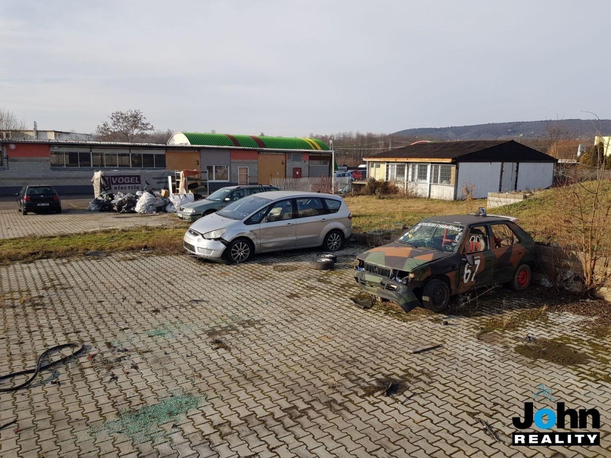 Pronájem komerčního prostoru 730 m² - foto 13