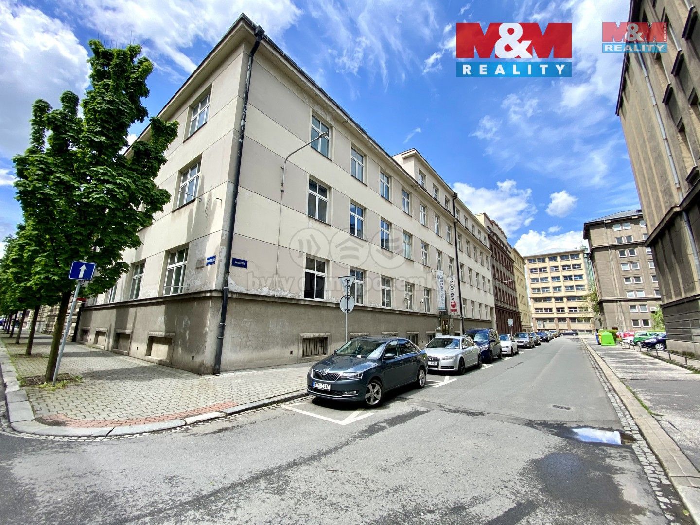 Pronájem komerčního prostoru 127 m² - foto 1