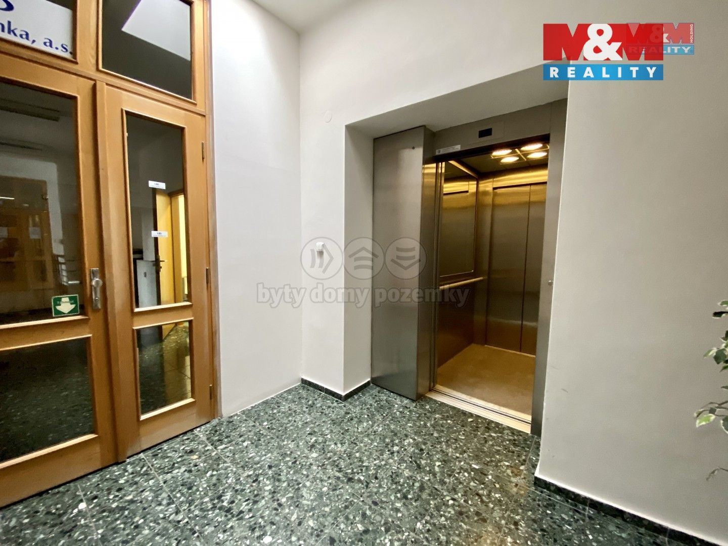 Pronájem komerčního prostoru 127 m² - foto 4