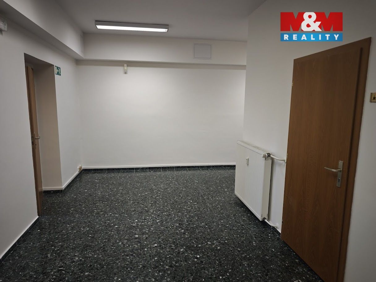 Pronájem komerčního prostoru 127 m² - foto 7