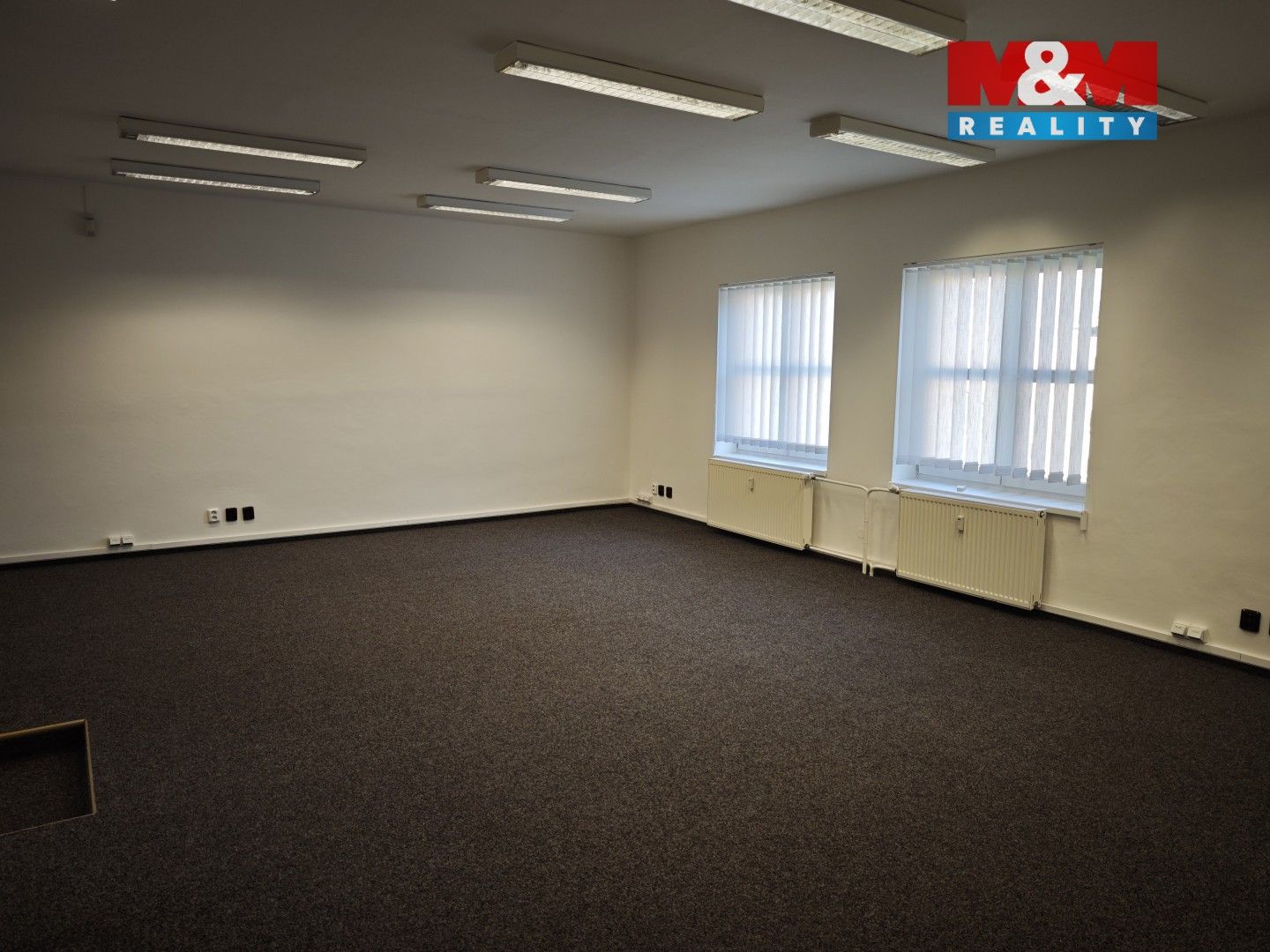Pronájem komerčního prostoru 127 m² - foto 14