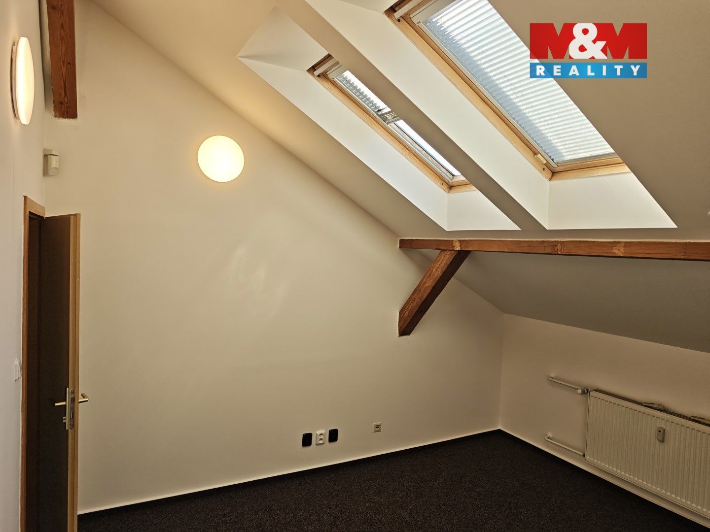 Pronájem komerčního prostoru 127 m² - foto 17