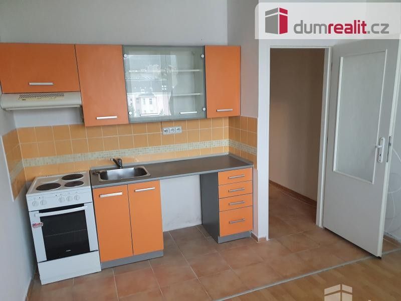 Pronájem bytu 1+1 36 m² - foto 3