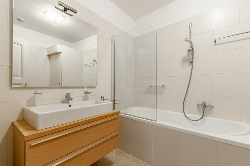 Pronájem bytu 3+kk 106 m² - foto 12
