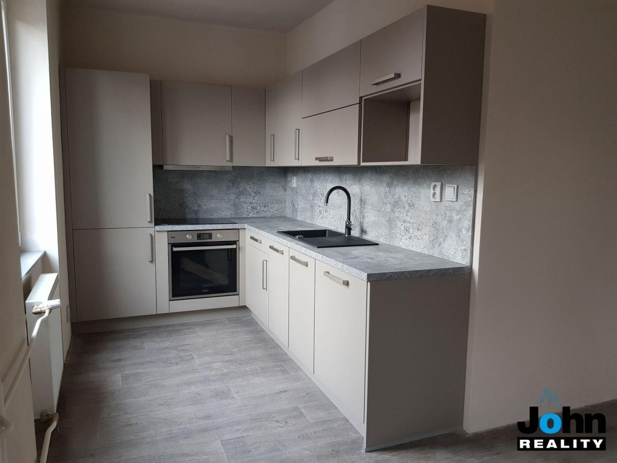 Pronájem bytu 2+kk 53 m² - foto 1