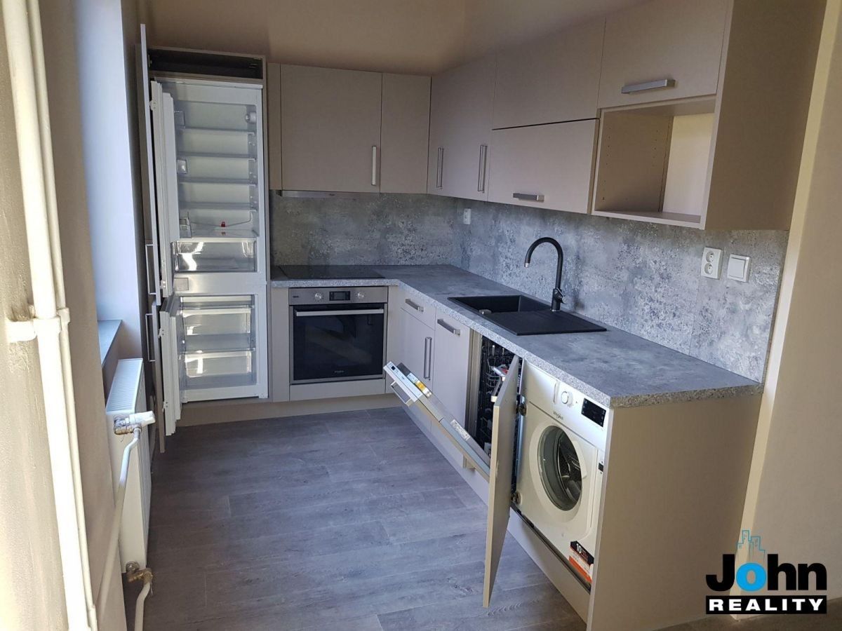 Pronájem bytu 2+kk 53 m² - foto 8