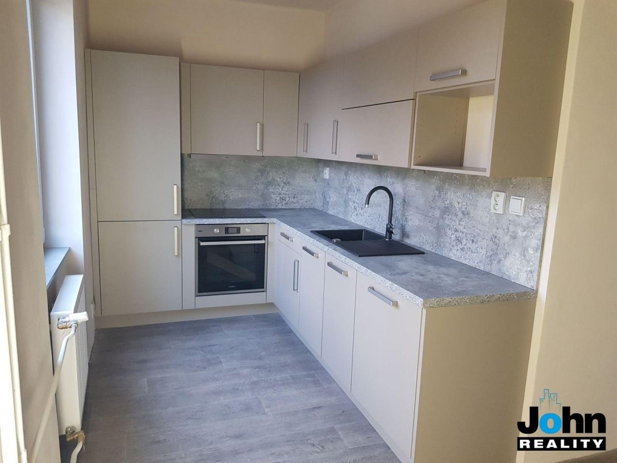 Pronájem bytu 2+kk 53 m² - foto 9