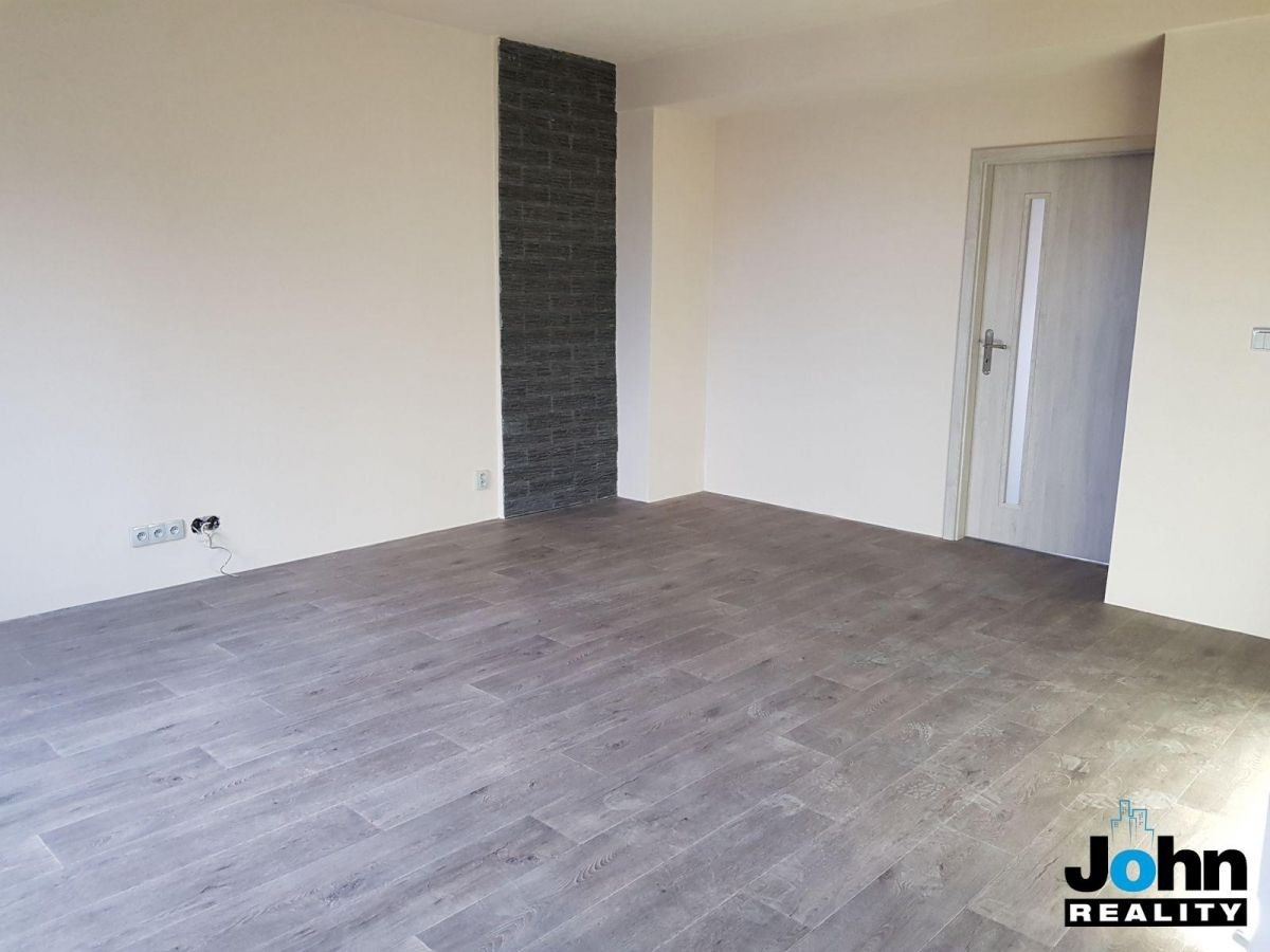 Pronájem bytu 2+kk 53 m² - foto 10