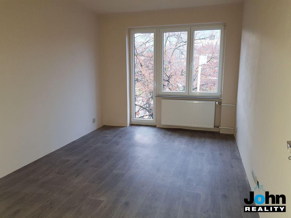 Pronájem bytu 2+kk 53 m² - foto 12