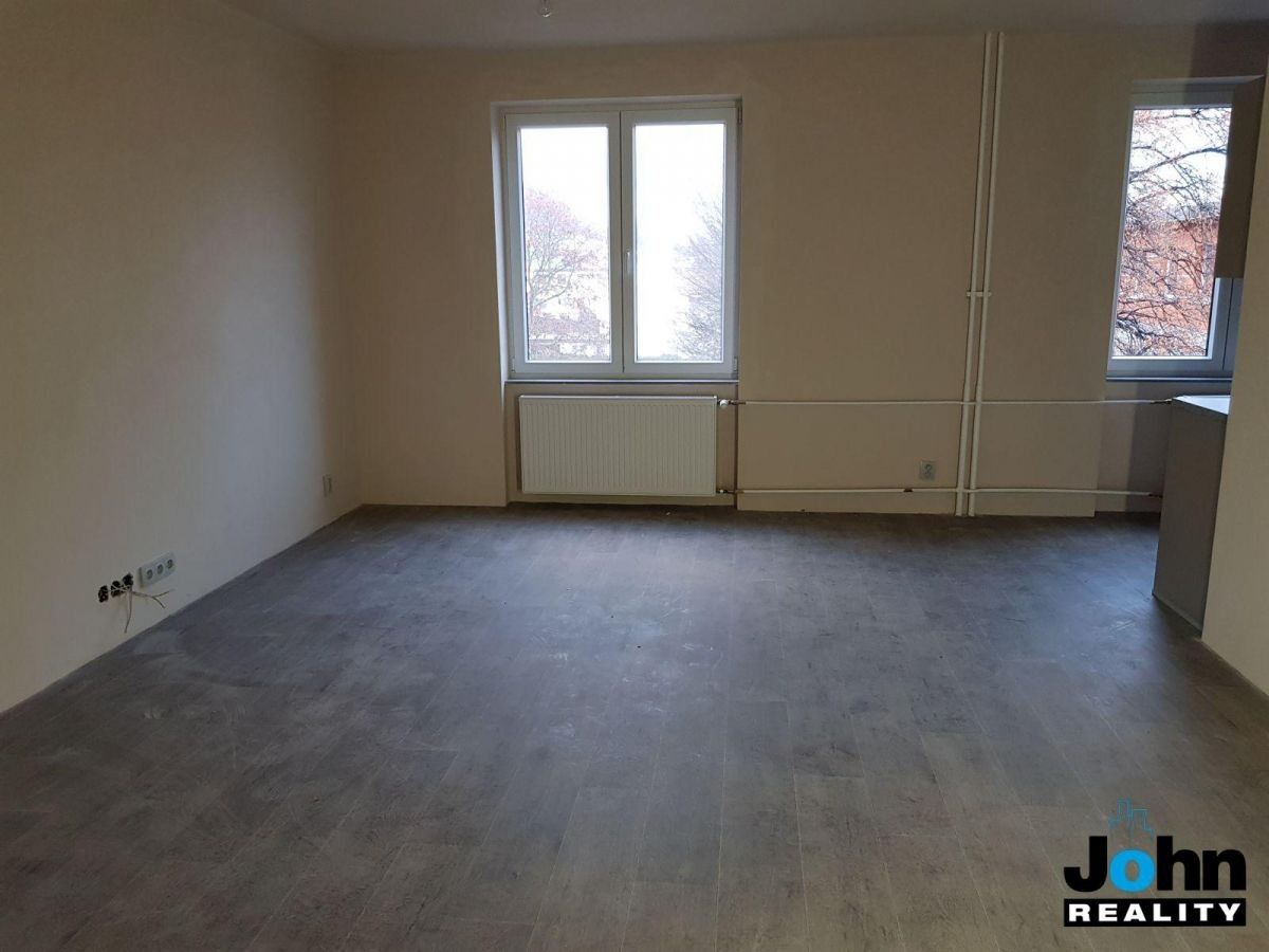Pronájem bytu 2+kk 53 m² - foto 13