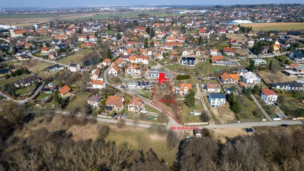 Prodej pozemku 1017 m² - foto 1