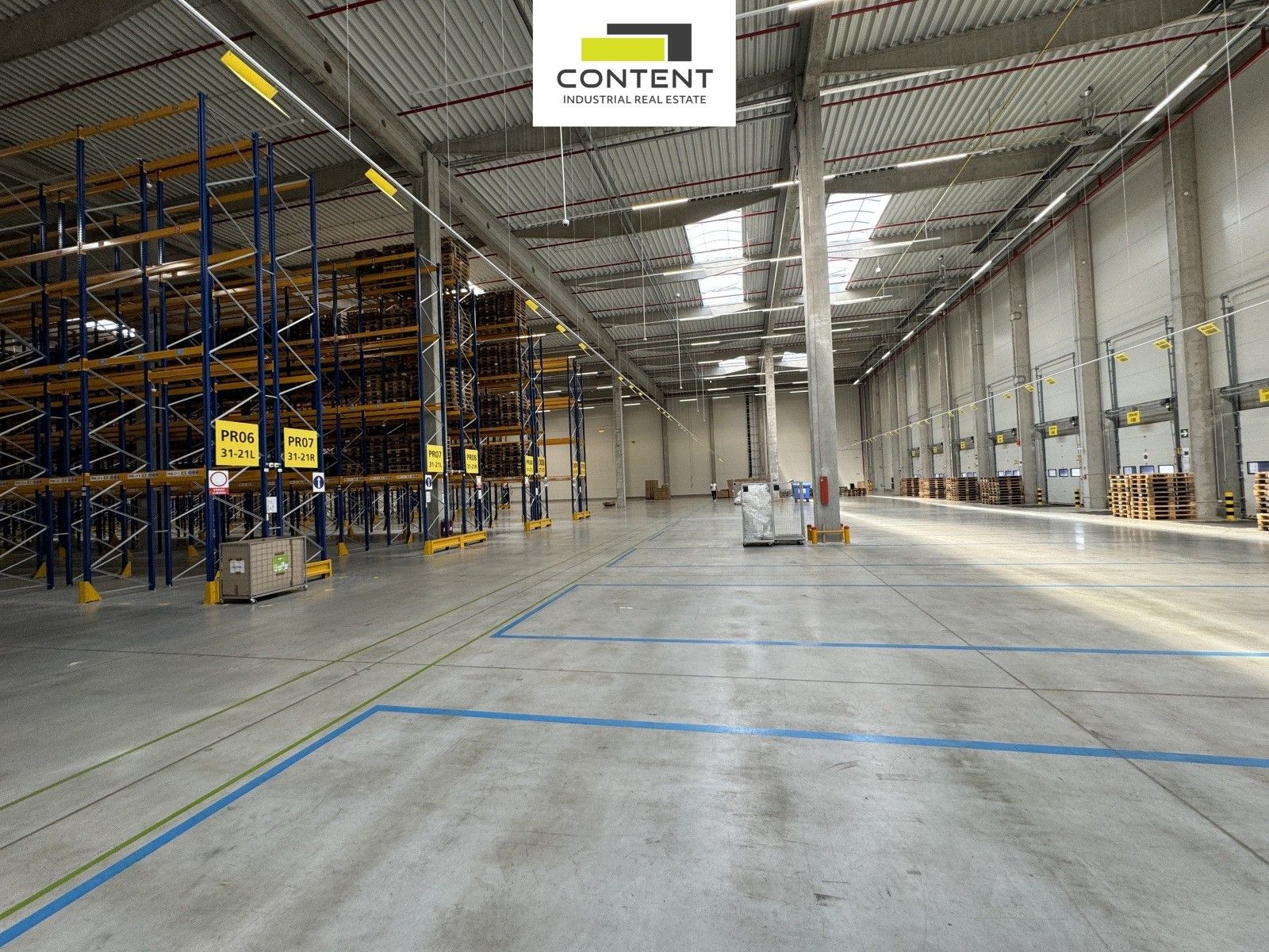 Pronájem komerčního prostoru 15000 m² - foto 6