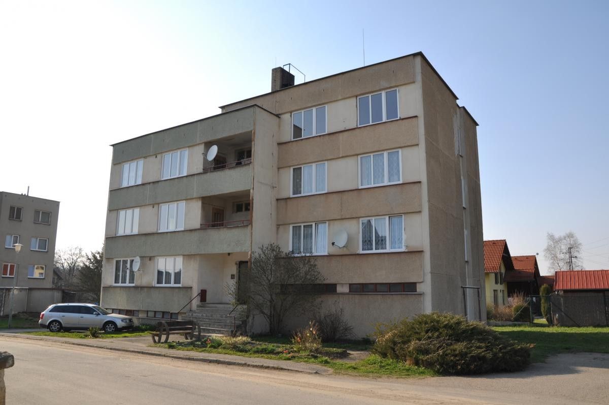 Pronájem bytu 3+1 65 m² - foto 1