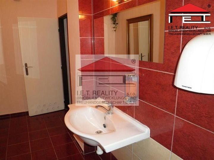 Pronájem komerčního prostoru 13 m² - foto 5